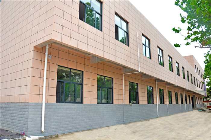 51、寶雞市測(cè)繪院臨建辦公用房及測(cè)繪小區(qū)地下車(chē)庫(kù)工程.JPG