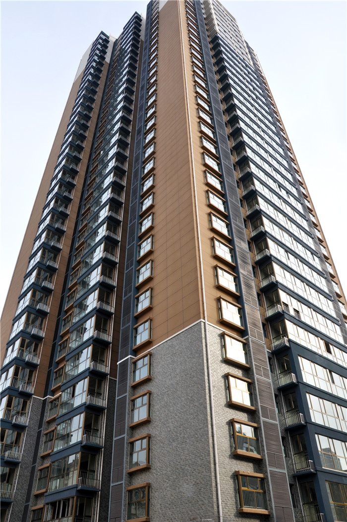 9、中鐵橋隧分公司1#住宅樓.JPG